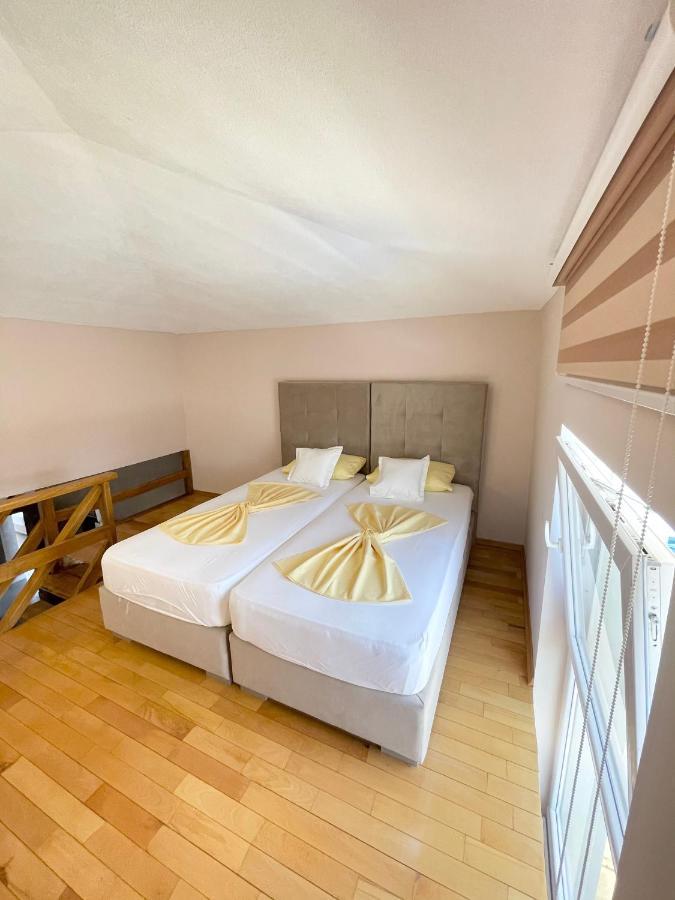 Apartments Harris Ulcinj Exterior photo