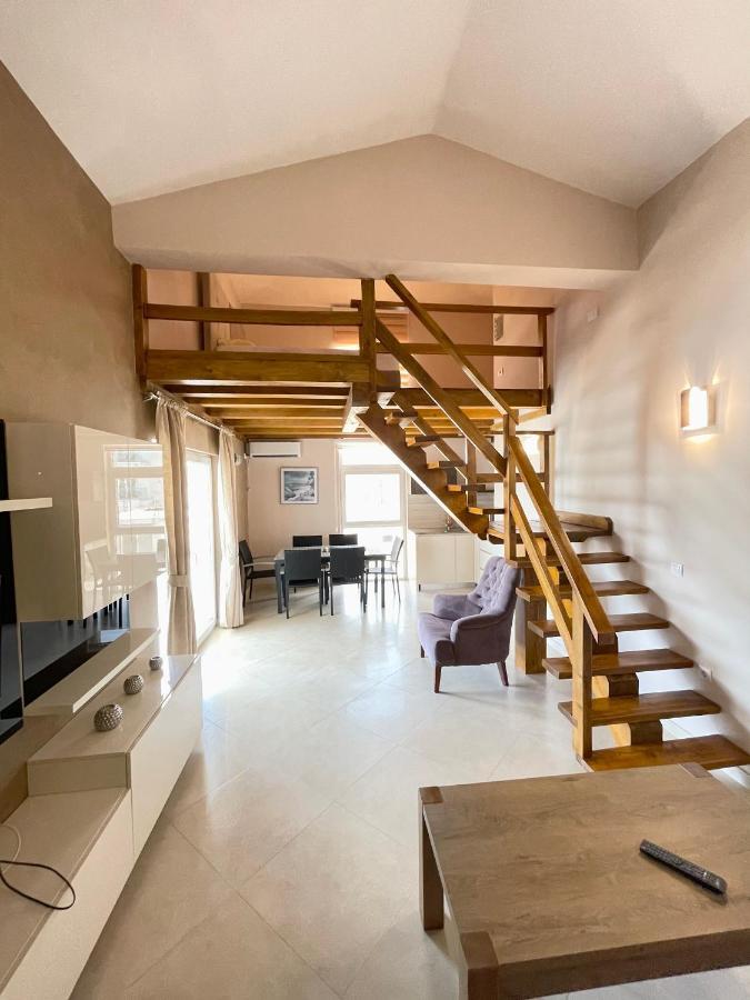 Apartments Harris Ulcinj Exterior photo