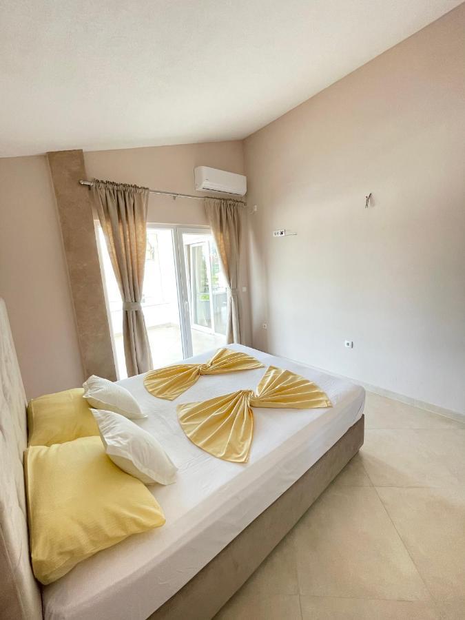 Apartments Harris Ulcinj Exterior photo