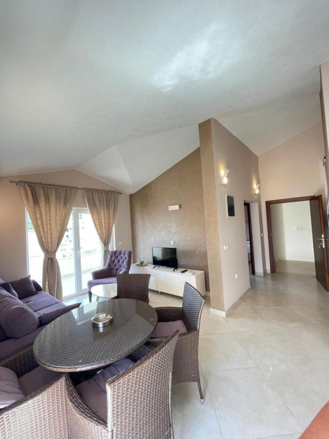 Apartments Harris Ulcinj Exterior photo